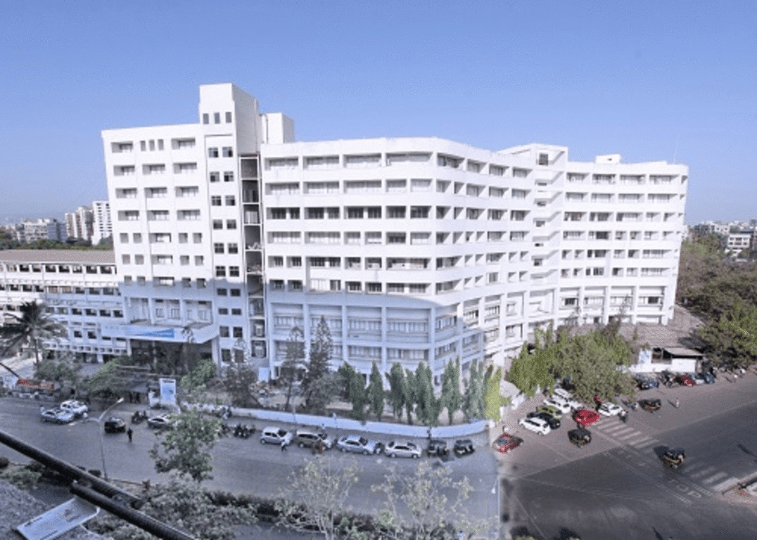 Mithibai College